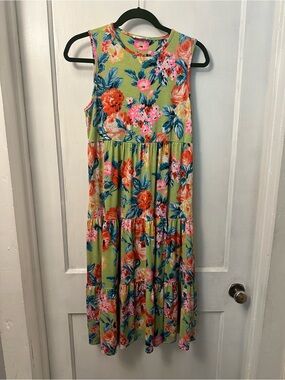 Trendy boutique Green Floral Tiered Midi Dress